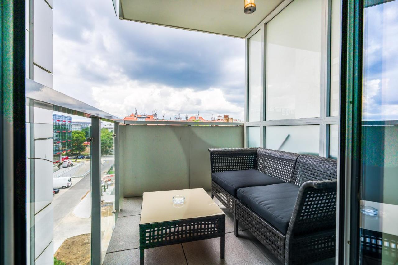 Apartments Poznan Towarowa By Noclegi Renters Екстер'єр фото