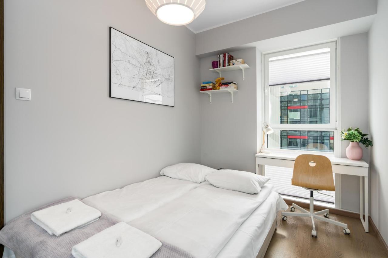 Apartments Poznan Towarowa By Noclegi Renters Екстер'єр фото